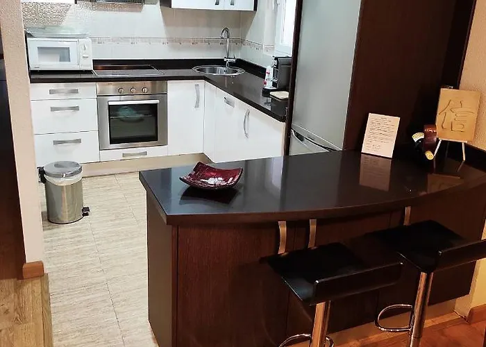 Acogedor Rincon Charro 75m2 Junto Al Corte Ingles Y Zona De Tapas De Van Dyck * Salamanca