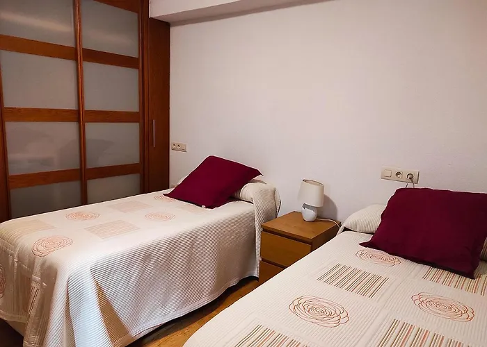 Apartment Acogedor Rincon Charro 75m2 Junto Al Corte Ingles Y Zona De Tapas De Van Dyck Salamanca