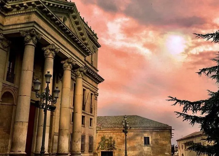 Acogedor Rincon Charro 75m2 Junto Al Corte Ingles Y Zona De Tapas De Van Dyck Διαμέρισμα *